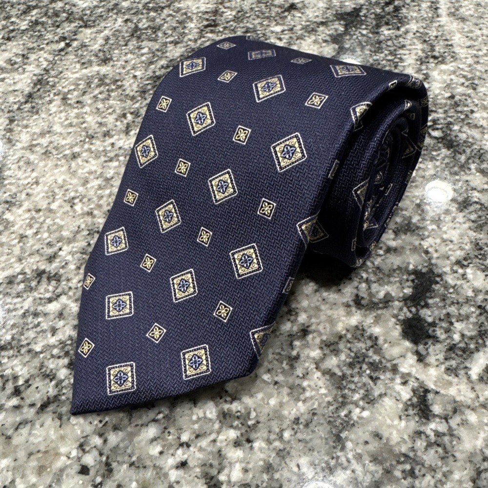 Brooks Brothers Makers and Merchants Woven Silk Geometric Necktie Tie USA